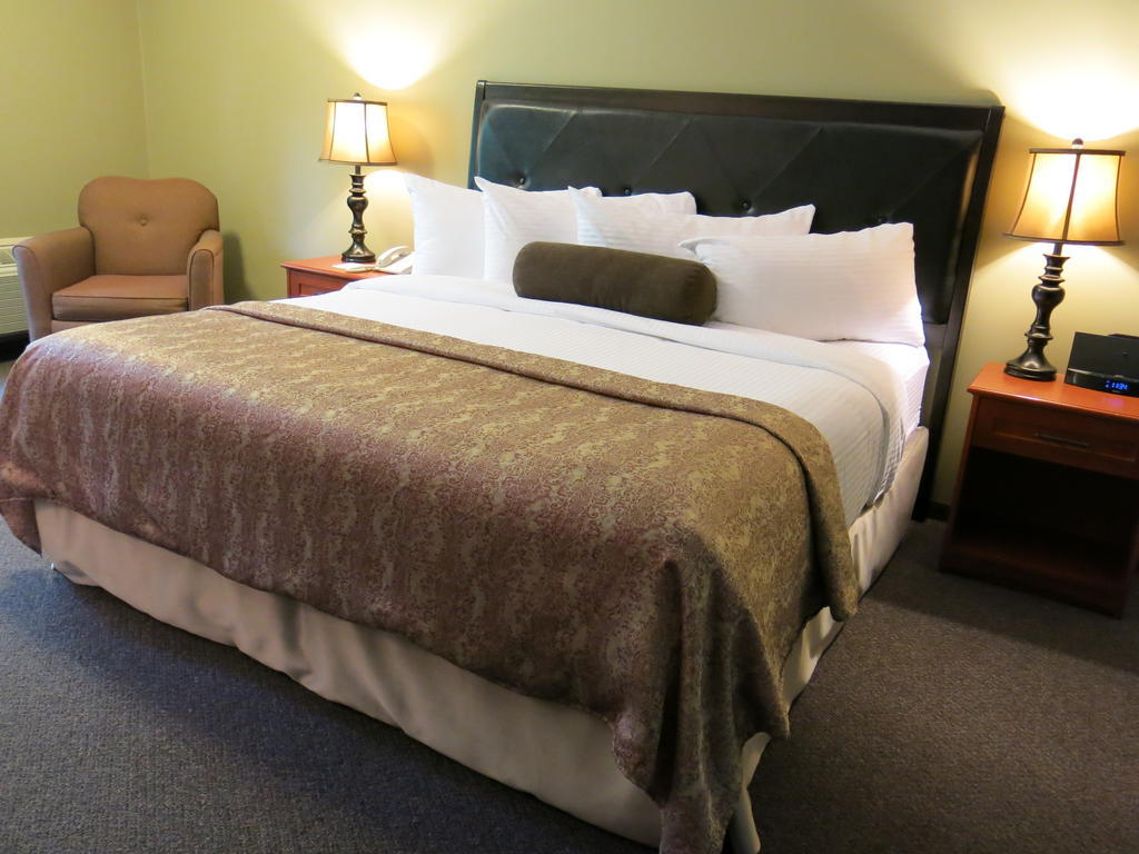Village Creek Country Inn Westerose الغرفة الصورة